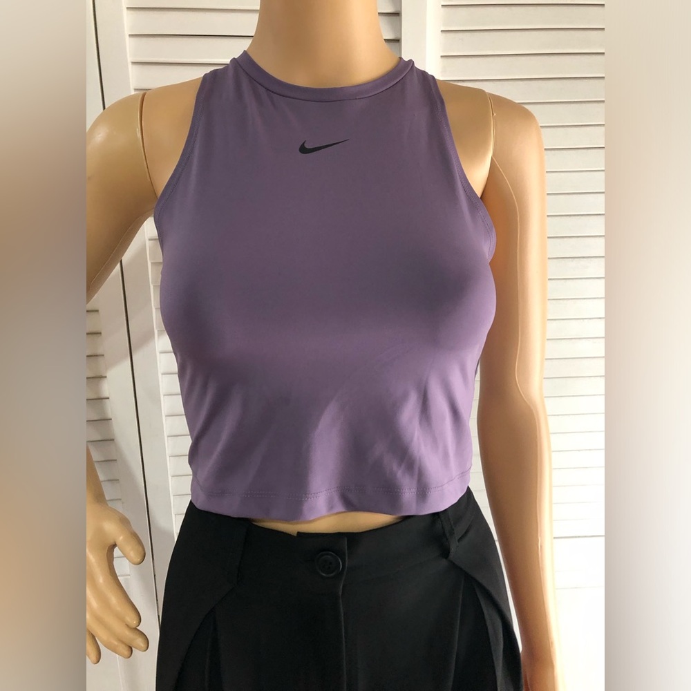 Nike Women’s Purple Cropped Athletic Tank Top